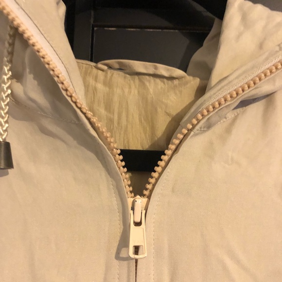 100% Silk Jacket!! - Picture 3 of 8